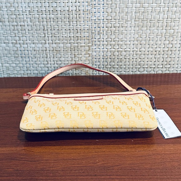 🌟2xHP🌟VTG 2000 Dooney & Burke Yellow Signature Monogram Jacquard Lg SlimWristlet - Picture 11 of 12